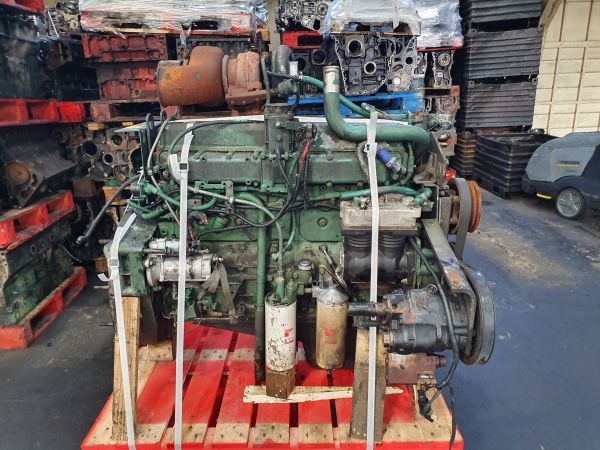 Volvo D7C215 - Mootor: pilt 4 Volvo D7C215 - Mootor: pilt 4