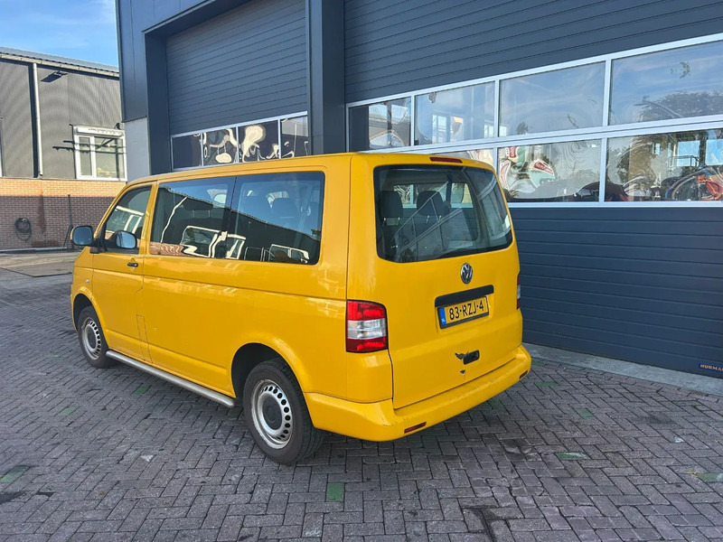 Volkswagen Transporter Kombi - Buss: pilt 2 Volkswagen Transporter Kombi - Buss: pilt 2