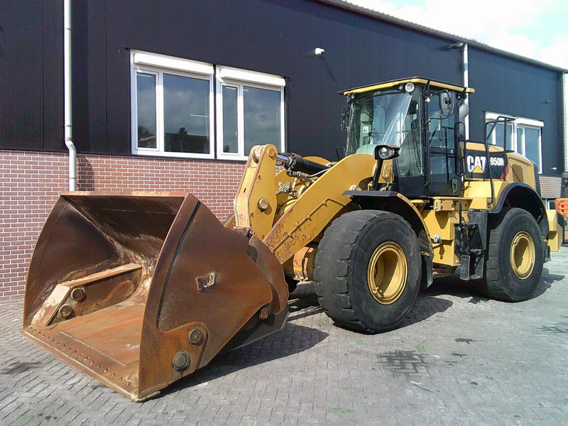 Caterpillar 950M - Rataslaadur: pilt 1 Caterpillar 950M - Rataslaadur: pilt 1