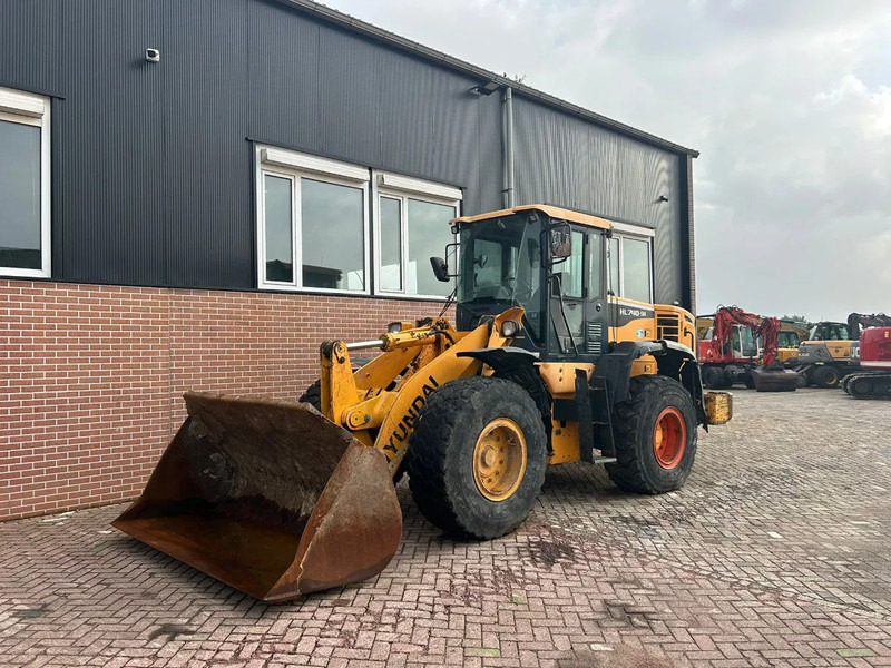 Hyundai HL 740-9A - Rataslaadur: pilt 1 Hyundai HL 740-9A - Rataslaadur: pilt 1