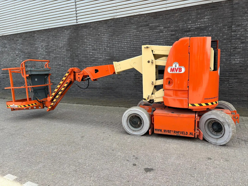 JLG E300AJP - Liigendpoom: pilt 1 JLG E300AJP - Liigendpoom: pilt 1