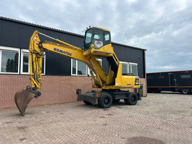 Komatsu PW200 - Ratastel ekskavaator: pilt 5 Komatsu PW200 - Ratastel ekskavaator: pilt 5