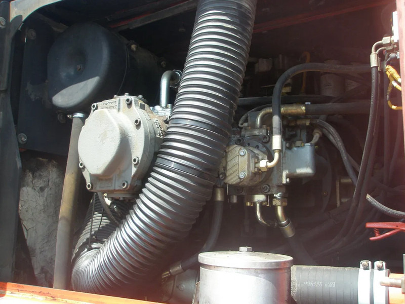 Liebherr R944B HDV - Lintekskavaator: pilt 5 Liebherr R944B HDV - Lintekskavaator: pilt 5