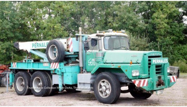 MACK DM807 - Kraanaga veoauto, Autokraana: pilt 2 MACK DM807 - Kraanaga veoauto, Autokraana: pilt 2