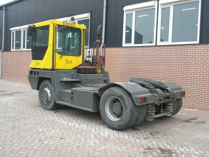 Terberg RT 222 RT220 4x4 - Laotraktor: pilt 2 Terberg RT 222 RT220 4x4 - Laotraktor: pilt 2