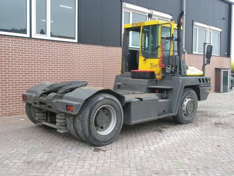 Terberg RT 222 RT220 4x4 - Laotraktor: pilt 4 Terberg RT 222 RT220 4x4 - Laotraktor: pilt 4