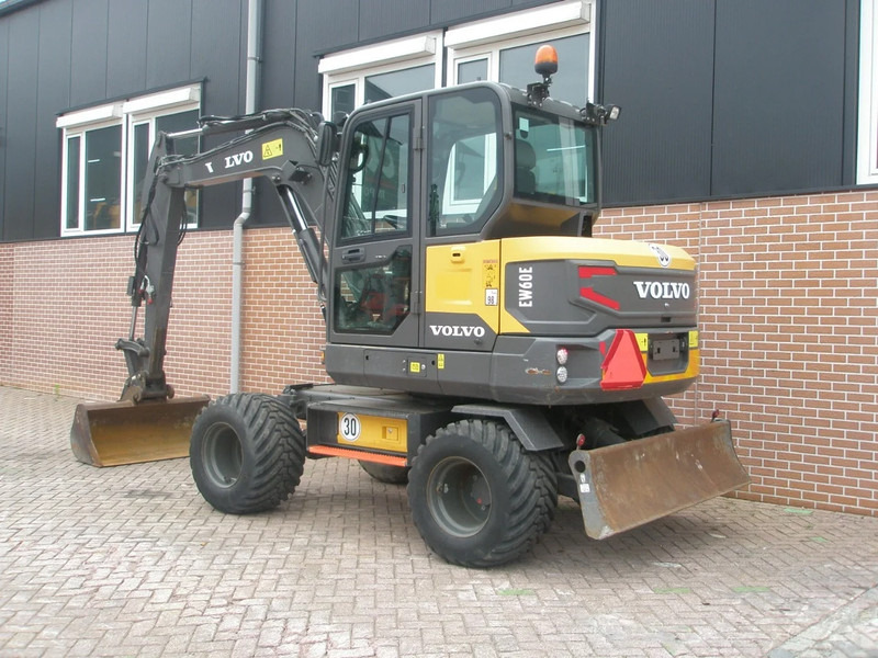 Volvo EW60E - Ratastel ekskavaator: pilt 2 Volvo EW60E - Ratastel ekskavaator: pilt 2