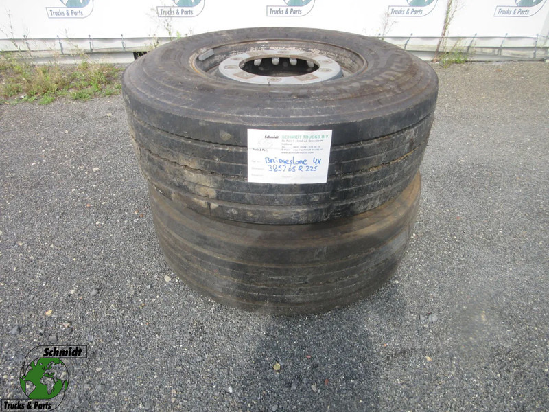 Bridgestone 385 / 65 R 22.5 OPLEGGER BANDEN MET STAAL WIEL - Rehv - Veoauto: pilt 1 Bridgestone 385 / 65 R 22.5 OPLEGGER BANDEN MET STAAL WIEL - Rehv - Veoauto: pilt 1