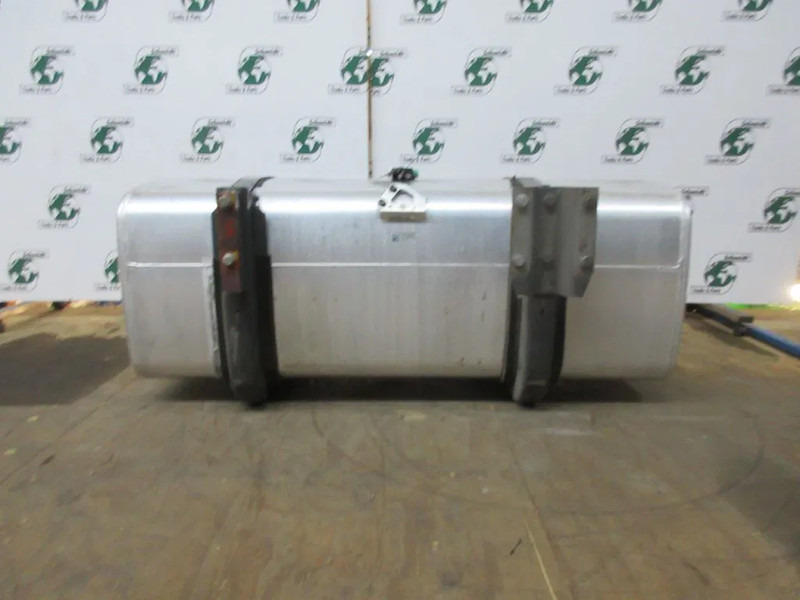 DAF 1681826 BRANDSTOFTANK DAF XF CF 620L EURO 6 - Kütusepaak - Veoauto: pilt 4 DAF 1681826 BRANDSTOFTANK DAF XF CF 620L EURO 6 - Kütusepaak - Veoauto: pilt 4