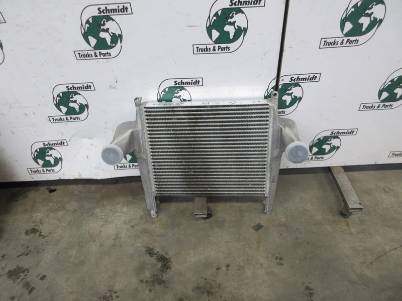 DAF 1708456 // 1708449 RADIATEUR INTERCOOLER DAF 230 LF MODEL 2020 - Radiaator - Veoauto: pilt 3 DAF 1708456 // 1708449 RADIATEUR INTERCOOLER DAF 230 LF MODEL 2020 - Radiaator - Veoauto: pilt 3
