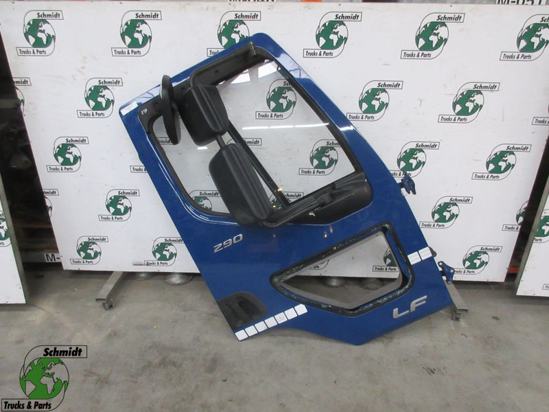 DAF 1715427 DEUR RECHTS LF 290 EURO 6 MET RAAM - Uks ja varuosad - Veoauto: pilt 1 DAF 1715427 DEUR RECHTS LF 290 EURO 6 MET RAAM - Uks ja varuosad - Veoauto: pilt 1