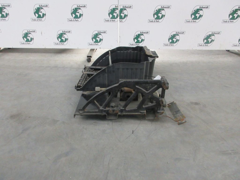 DAF 19226980/2049055 ACCUDEKSEL MET BANDEN LIER XF CF EURO 6 - Aku - Veoauto: pilt 4 DAF 19226980/2049055 ACCUDEKSEL MET BANDEN LIER XF CF EURO 6 - Aku - Veoauto: pilt 4