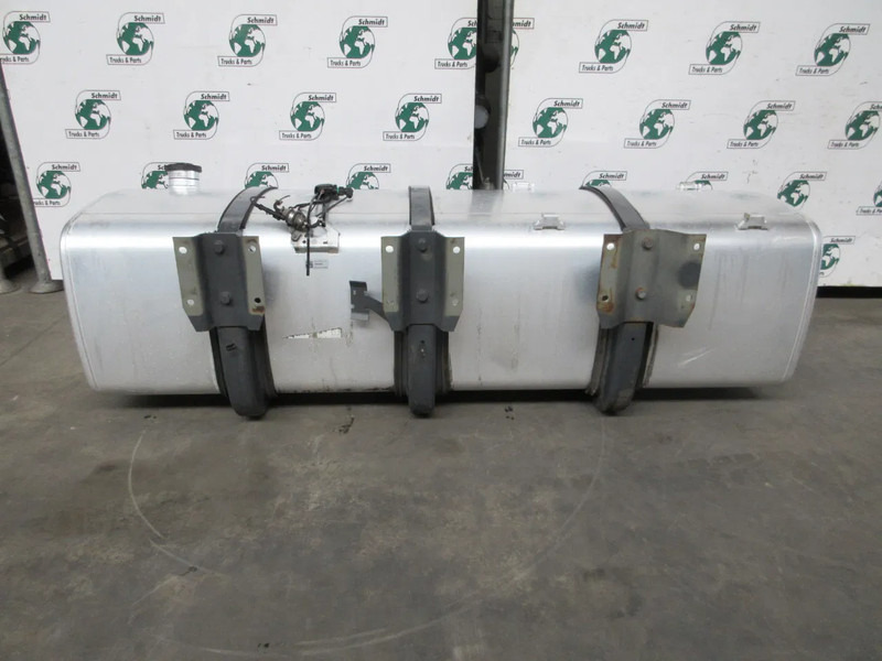 DAF 1944801 DIESEL TANK DAF XF CF MODEL 2021 845 LITER INHOUD - Kütusepaak - Veoauto: pilt 5 DAF 1944801 DIESEL TANK DAF XF CF MODEL 2021 845 LITER INHOUD - Kütusepaak - Veoauto: pilt 5