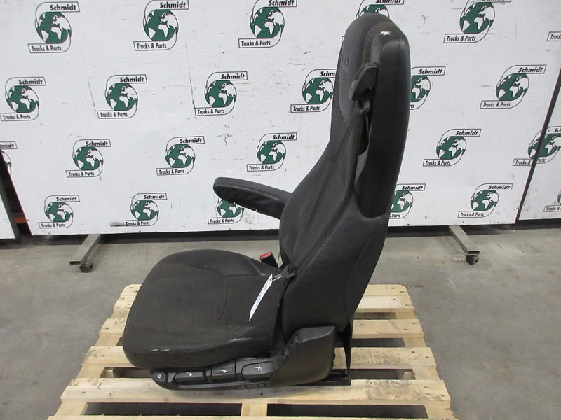 DAF 1978978 STOEL DAF XF 440 EURO 6 LINKS - Iste - Veoauto: pilt 2 DAF 1978978 STOEL DAF XF 440 EURO 6 LINKS - Iste - Veoauto: pilt 2