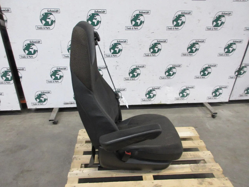 DAF 1978978 STOEL DAF XF 440 EURO 6 LINKS - Iste - Veoauto: pilt 4 DAF 1978978 STOEL DAF XF 440 EURO 6 LINKS - Iste - Veoauto: pilt 4