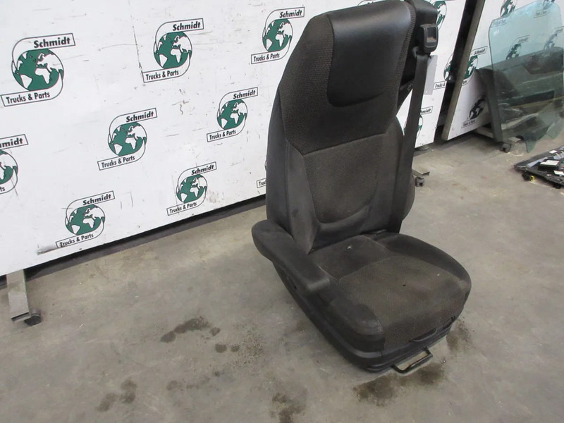 DAF 1979018 DAF XF CF STOEL MODEL 2016 - Iste - Veoauto: pilt 2 DAF 1979018 DAF XF CF STOEL MODEL 2016 - Iste - Veoauto: pilt 2