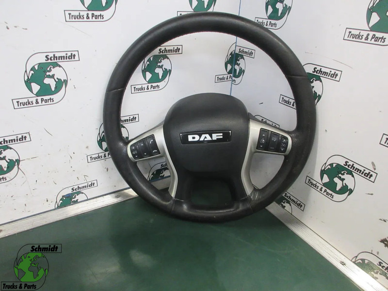 DAF 2020863 STUURWIEL LEER DAF XF 450 EURO 6 MODEL 2021 - Rool - Veoauto: pilt 1 DAF 2020863 STUURWIEL LEER DAF XF 450 EURO 6 MODEL 2021 - Rool - Veoauto: pilt 1