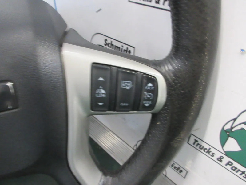 DAF 2020863 STUURWIEL LEER DAF XF 450 EURO 6 MODEL 2021 - Rool - Veoauto: pilt 3 DAF 2020863 STUURWIEL LEER DAF XF 450 EURO 6 MODEL 2021 - Rool - Veoauto: pilt 3