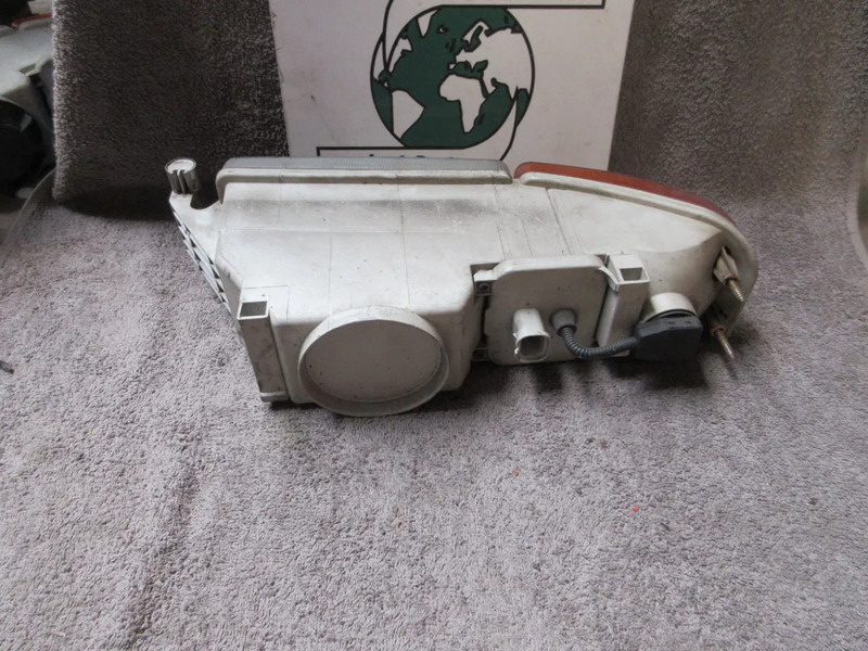 DAF 81.25320-6089 MISTLAMP MAN TGA EURO 6 LINKS - Udutuled - Veoauto: pilt 3 DAF 81.25320-6089 MISTLAMP MAN TGA EURO 6 LINKS - Udutuled - Veoauto: pilt 3