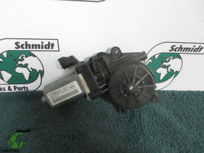 DAF LF 1714811 / 84561612 RAAMMOTOR LINKS EURO 6 2021 - Pealisehitus ja välispind - Veoauto: pilt 1 DAF LF 1714811 / 84561612 RAAMMOTOR LINKS EURO 6 2021 - Pealisehitus ja välispind - Veoauto: pilt 1