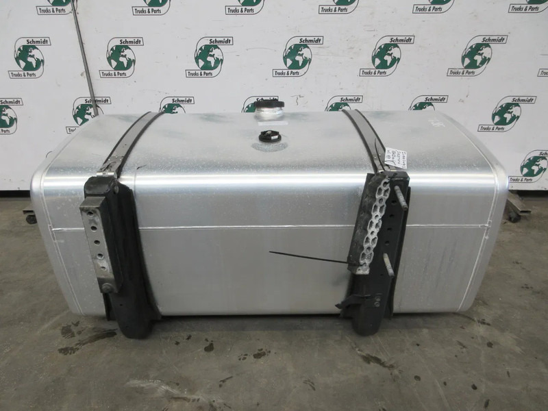 Iveco 5801330466 // 550 LITER IVECO S WAY MODEL 2023 - Kütusepaak - Veoauto: pilt 3 Iveco 5801330466 // 550 LITER IVECO S WAY MODEL 2023 - Kütusepaak - Veoauto: pilt 3