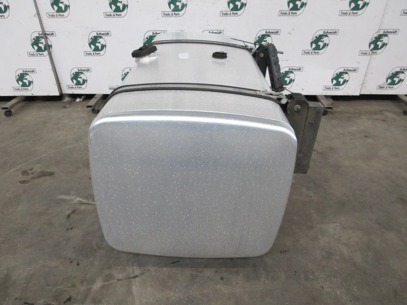 Iveco 5801330466 // 550 LITER IVECO S WAY MODEL 2023 - Kütusepaak - Veoauto: pilt 2 Iveco 5801330466 // 550 LITER IVECO S WAY MODEL 2023 - Kütusepaak - Veoauto: pilt 2