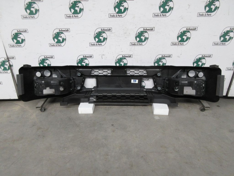 Iveco 5801690553 BUMPER IVECO EUROCARGO EURO 6 NIEUW - Kaitseraud - Veoauto: pilt 2 Iveco 5801690553 BUMPER IVECO EUROCARGO EURO 6 NIEUW - Kaitseraud - Veoauto: pilt 2