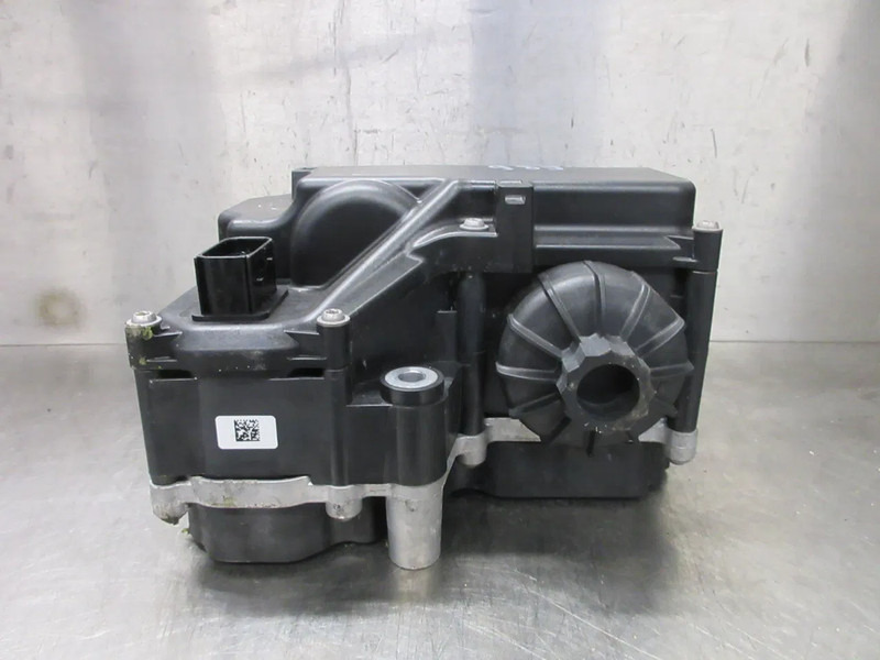 Iveco 5802434697 AD BLUE POMP IVECO S WAY 440S42 MODEL 2023 - Kütusesüsteem - Veoauto: pilt 3 Iveco 5802434697 AD BLUE POMP IVECO S WAY 440S42 MODEL 2023 - Kütusesüsteem - Veoauto: pilt 3