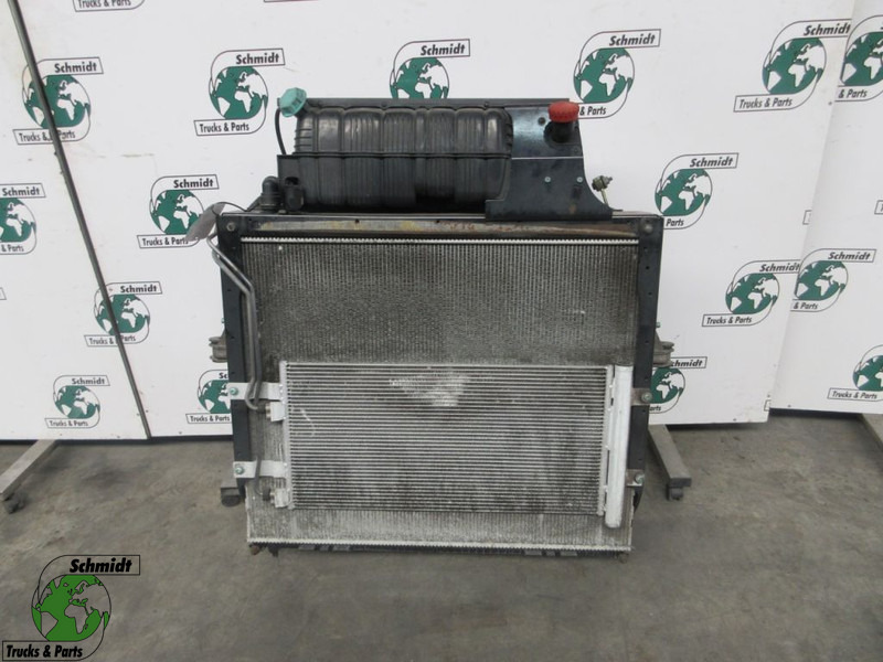 MAN 81.06101-0076 - 81.06101-0073 / RADIATEUR TGS EURO 6 - Radiaator - Veoauto: pilt 1 MAN 81.06101-0076 - 81.06101-0073 / RADIATEUR TGS EURO 6 - Radiaator - Veoauto: pilt 1