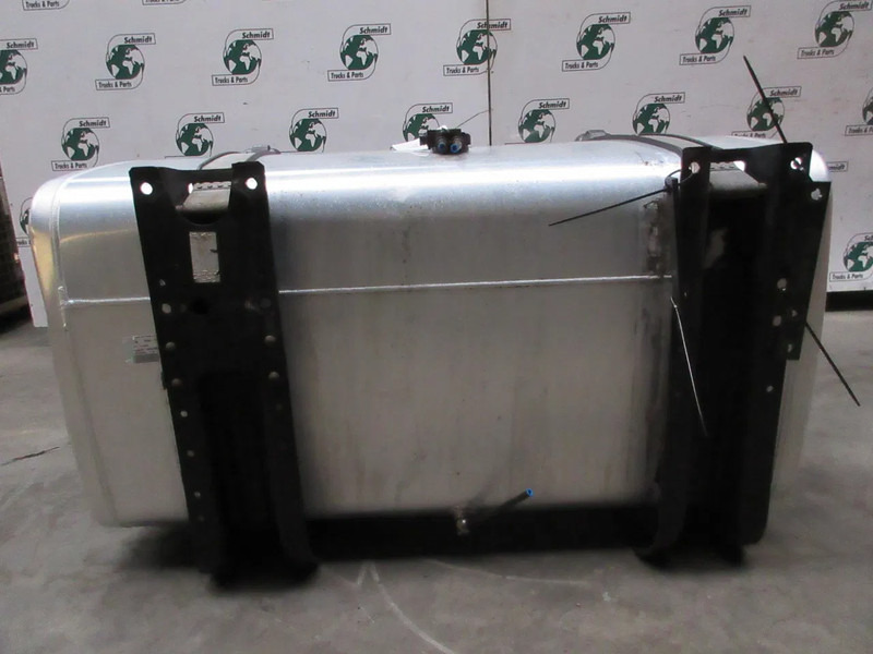 MAN 81.12201-6924 MAN 580 LITER TANK 18.470 EURO 6 MODEL 2022 - Kütusepaak - Veoauto: pilt 3 MAN 81.12201-6924 MAN 580 LITER TANK 18.470 EURO 6 MODEL 2022 - Kütusepaak - Veoauto: pilt 3