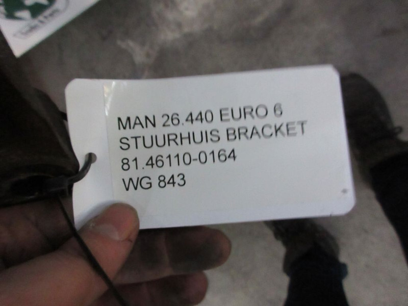 MAN 81.46110-0165 STUURHUIS BRACKET EURO 6 TGX - Juhtimine - Veoauto: pilt 3 MAN 81.46110-0165 STUURHUIS BRACKET EURO 6 TGX - Juhtimine - Veoauto: pilt 3