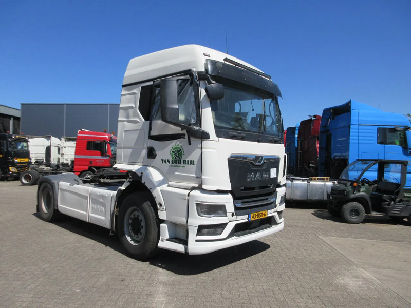 MAN MAN 18.420 CABINE TGS MODEL 2022 - Kabiin ja interjöör - Veoauto: pilt 4 MAN MAN 18.420 CABINE TGS MODEL 2022 - Kabiin ja interjöör - Veoauto: pilt 4