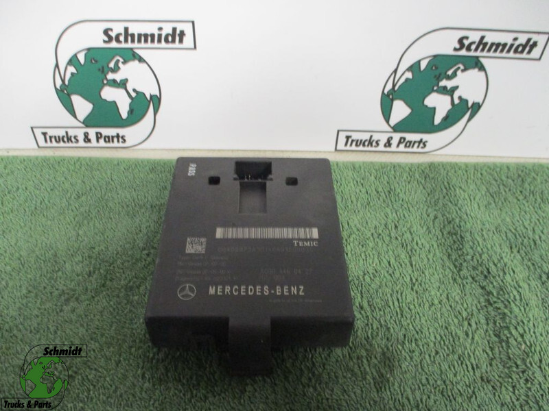 Mercedes-Benz A 000 446 04 27 CENTRAL GATEWAY - ZGS 003 - Elektrisüsteem - Veoauto: pilt 1 Mercedes-Benz A 000 446 04 27 CENTRAL GATEWAY - ZGS 003 - Elektrisüsteem - Veoauto: pilt 1