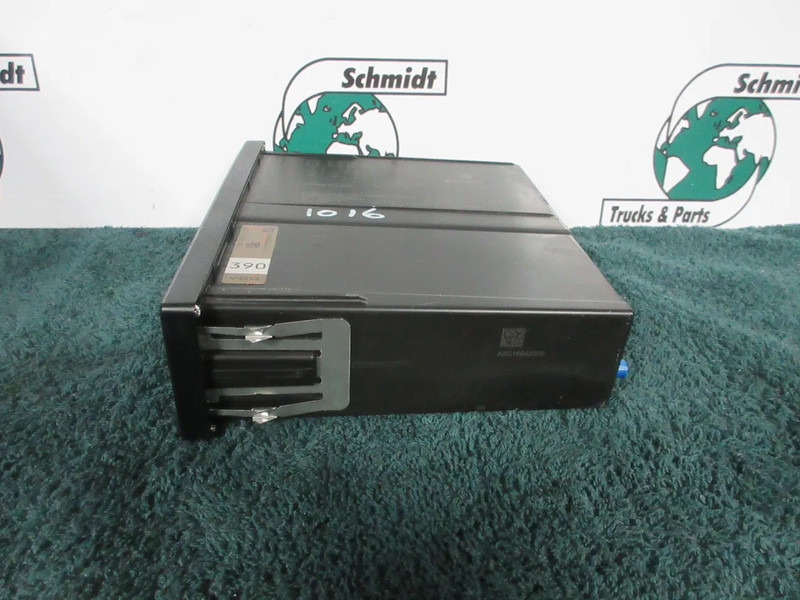 Mercedes-Benz A 003 446 13 33 TACHOGRAAF MERCEDES BENZ 1842 EURO 6 - Elektrisüsteem - Veoauto: pilt 5 Mercedes-Benz A 003 446 13 33 TACHOGRAAF MERCEDES BENZ 1842 EURO 6 - Elektrisüsteem - Veoauto: pilt 5