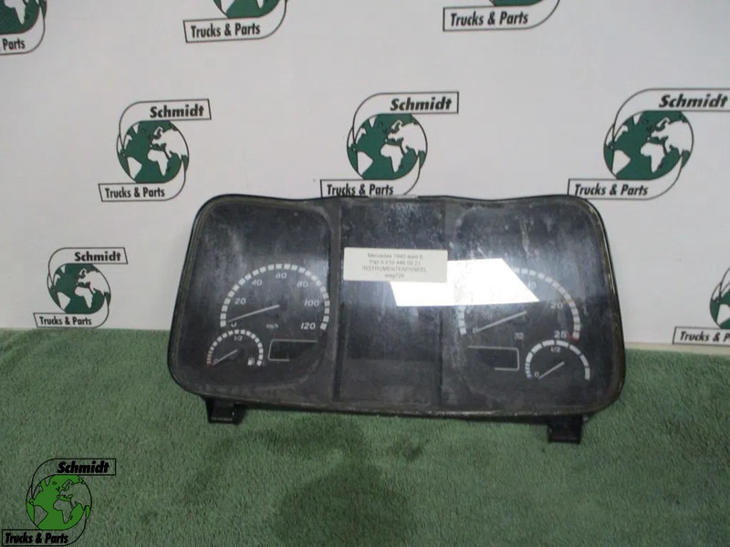 Mercedes-Benz A 010 446 00 21 INSTRUMENTENPANEEL MERCEDES ACTROS EURO 6 - Armatuurlaud - Veoauto: pilt 1 Mercedes-Benz A 010 446 00 21 INSTRUMENTENPANEEL MERCEDES ACTROS EURO 6 - Armatuurlaud - Veoauto: pilt 1