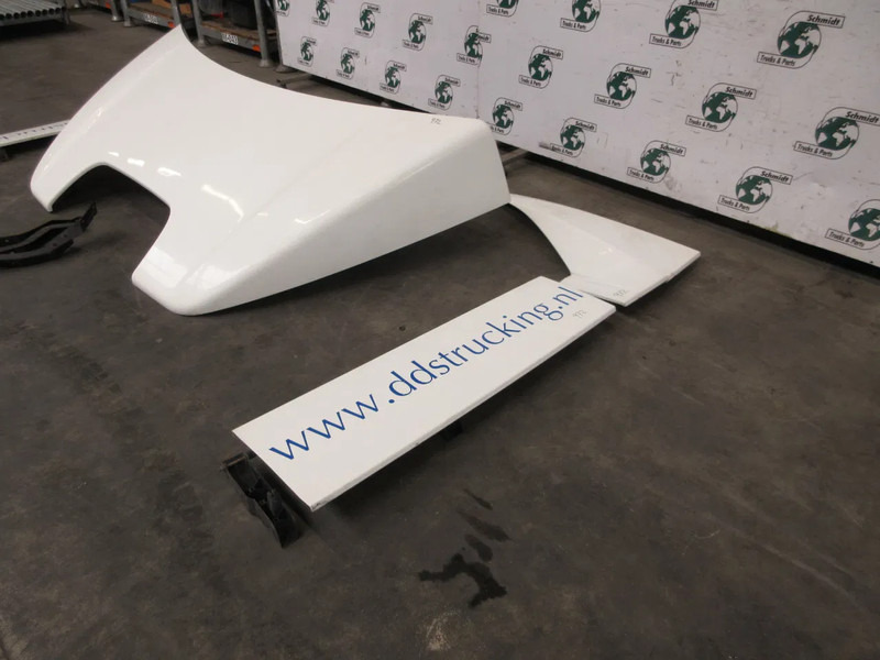 Mercedes-Benz A 960 790 13 44 // A 960 790 27 65 //A 960 793 83 14 SPOILER SET MERCEDES 1840 - Kabiin ja interjöör - Veoauto: pilt 5 Mercedes-Benz A 960 790 13 44 // A 960 790 27 65 //A 960 793 83 14 SPOILER SET MERCEDES 1840 - Kabiin ja interjöör - Veoauto: pilt 5