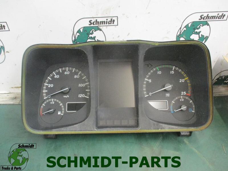 Mercedes-Benz A 961 446 20 21 Instrumentenpaneel - Armatuurlaud - Veoauto: pilt 1 Mercedes-Benz A 961 446 20 21 Instrumentenpaneel - Armatuurlaud - Veoauto: pilt 1