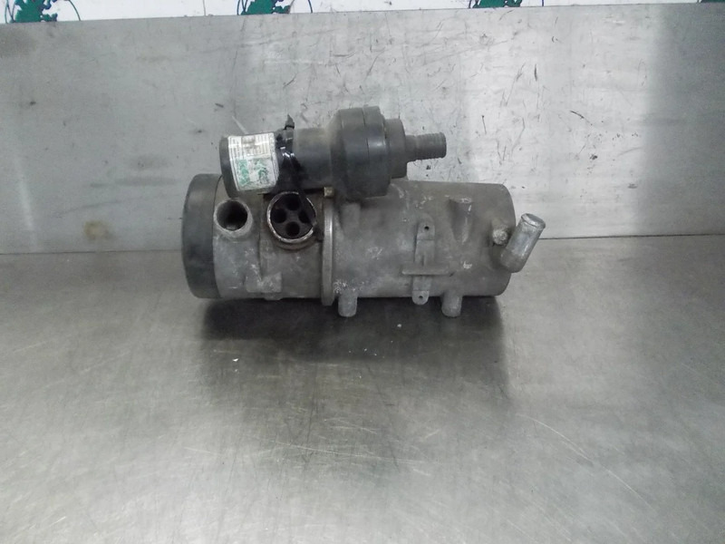 Mercedes-Benz ACTROS A 942 500 15 98 STANDKACHEL - Soojendus/ Ventilatsioon - Veoauto: pilt 3 Mercedes-Benz ACTROS A 942 500 15 98 STANDKACHEL - Soojendus/ Ventilatsioon - Veoauto: pilt 3