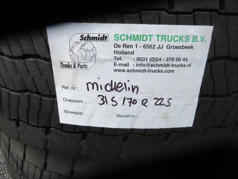 Michelin 315/70R22.5 // 2 X ACHTER BAND MET STAAL WIEL - Rehv - Veoauto: pilt 5 Michelin 315/70R22.5 // 2 X ACHTER BAND MET STAAL WIEL - Rehv - Veoauto: pilt 5