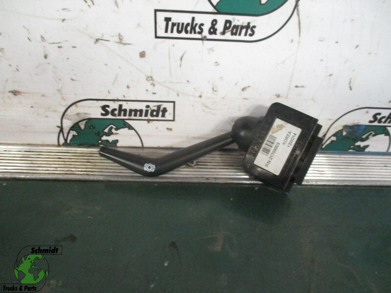 Renault 21709003 stuur hendel T 460 - Roolikarp - Veoauto: pilt 1 Renault 21709003 stuur hendel T 460 - Roolikarp - Veoauto: pilt 1