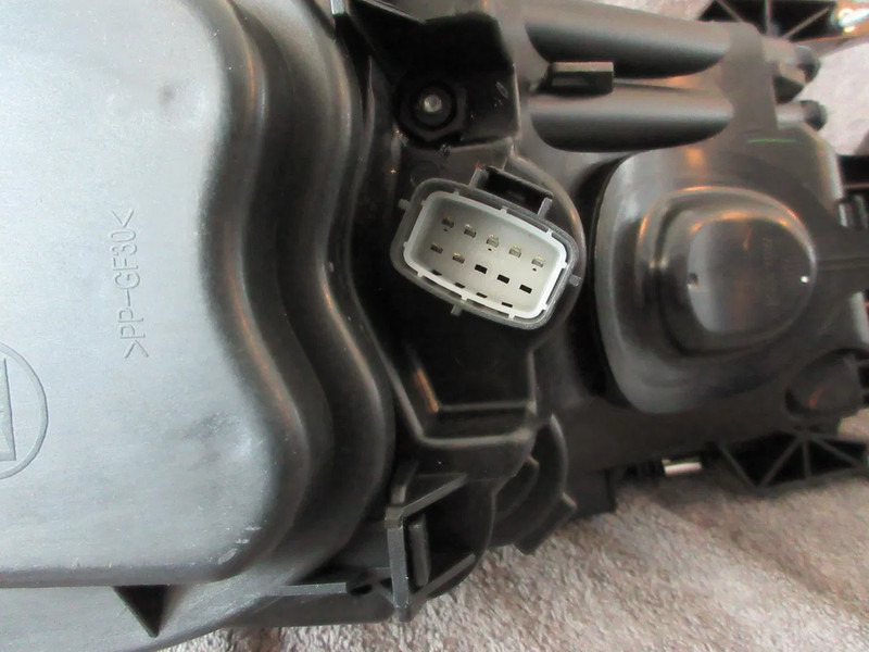 Scania 2416136 KOPLAMP LINKS SCANIA R 450 EURO 6 NIEUWE !!! - Esituled - Veoauto: pilt 4 Scania 2416136 KOPLAMP LINKS SCANIA R 450 EURO 6 NIEUWE !!! - Esituled - Veoauto: pilt 4