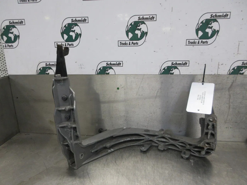 Scania 2479060 KOPLAMP BUMPER DRAGER SCANIA S 450 NGS - Raam/ Konstruktsioon - Veoauto: pilt 4 Scania 2479060 KOPLAMP BUMPER DRAGER SCANIA S 450 NGS - Raam/ Konstruktsioon - Veoauto: pilt 4