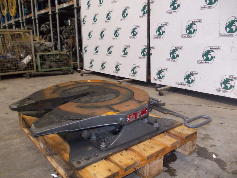 Volvo 3172647 // JOST / JSK37C185Z // D 152 // U20 3172647 // JOST / JSK37C185Z // D 152 // U20 VOLVO FM 420 EURO 6 - Sidurattad - Veoauto: pilt 2 Volvo 3172647 // JOST / JSK37C185Z // D 152 // U20 3172647 // JOST / JSK37C185Z // D 152 // U20 VOLVO FM 420 EURO 6 - Sidurattad - Veoauto: pilt 2