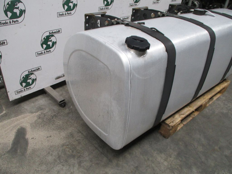 Volvo FM 21516457 BRANDSTOFTANK 730L EURO 5 - Kütusepaak - Veoauto: pilt 2 Volvo FM 21516457 BRANDSTOFTANK 730L EURO 5 - Kütusepaak - Veoauto: pilt 2
