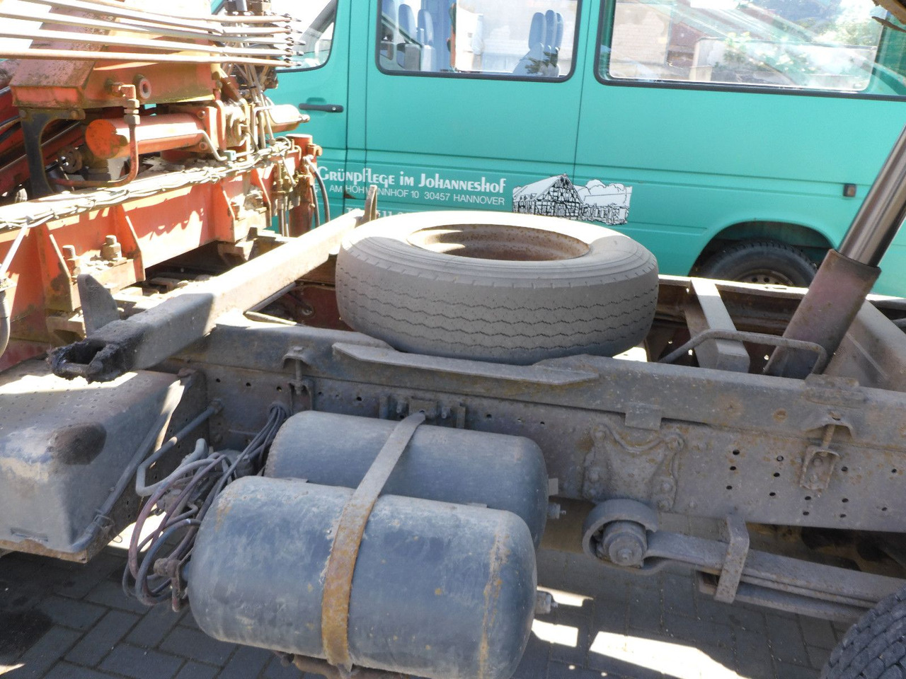 Mercedes-Benz 814 Kipper + Atlaskran AK30.1 + Nutzlast 2720KG - Tarbesõiduk kallur: pilt 5 Mercedes-Benz 814 Kipper + Atlaskran AK30.1 + Nutzlast 2720KG - Tarbesõiduk kallur: pilt 5