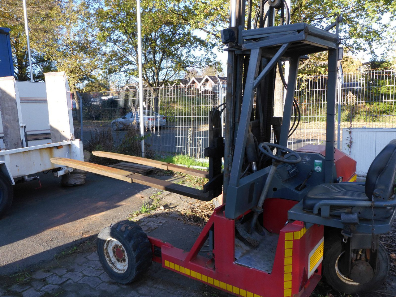 Moffett Hydraulischen Gabeln +Schubmast+Top Zustand - Veoautol põhinev kahveltõstuk: pilt 2 Moffett Hydraulischen Gabeln +Schubmast+Top Zustand - Veoautol põhinev kahveltõstuk: pilt 2