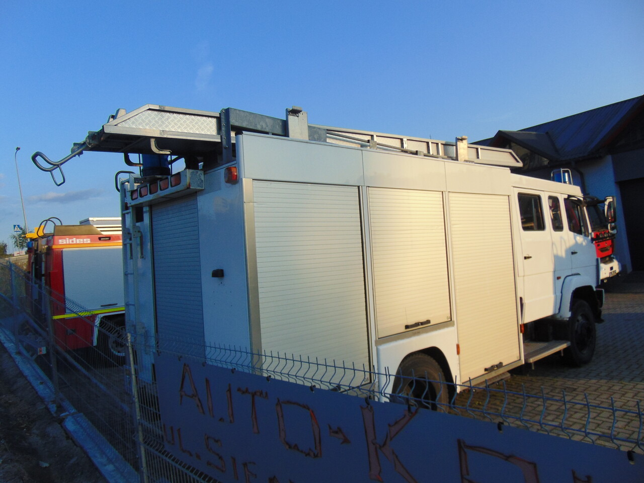 MERCEDES-BENZ 1124AF 4x4 MAGIRUS - Kommunaal-/ Erisõiduk: pilt 4 MERCEDES-BENZ 1124AF 4x4 MAGIRUS - Kommunaal-/ Erisõiduk: pilt 4
