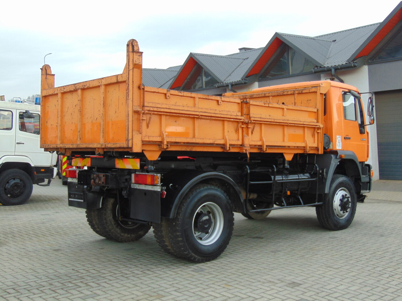 MAN 18-224 4x4 KIPER - Kallurauto: pilt 4 MAN 18-224 4x4 KIPER - Kallurauto: pilt 4