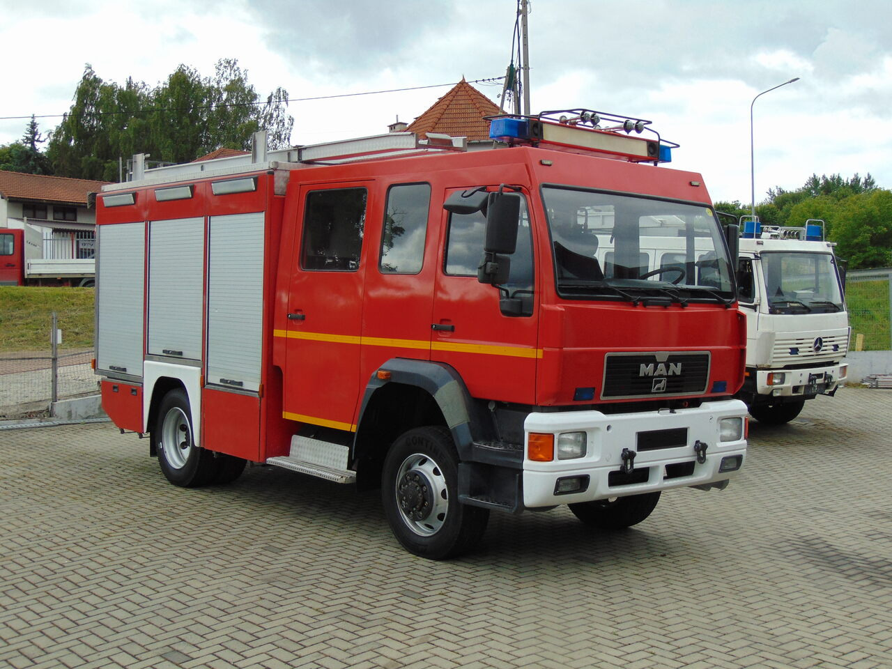 MAN LE14.260 4x4 MAGIRUS - Tuletõrjeauto: pilt 2 MAN LE14.260 4x4 MAGIRUS - Tuletõrjeauto: pilt 2