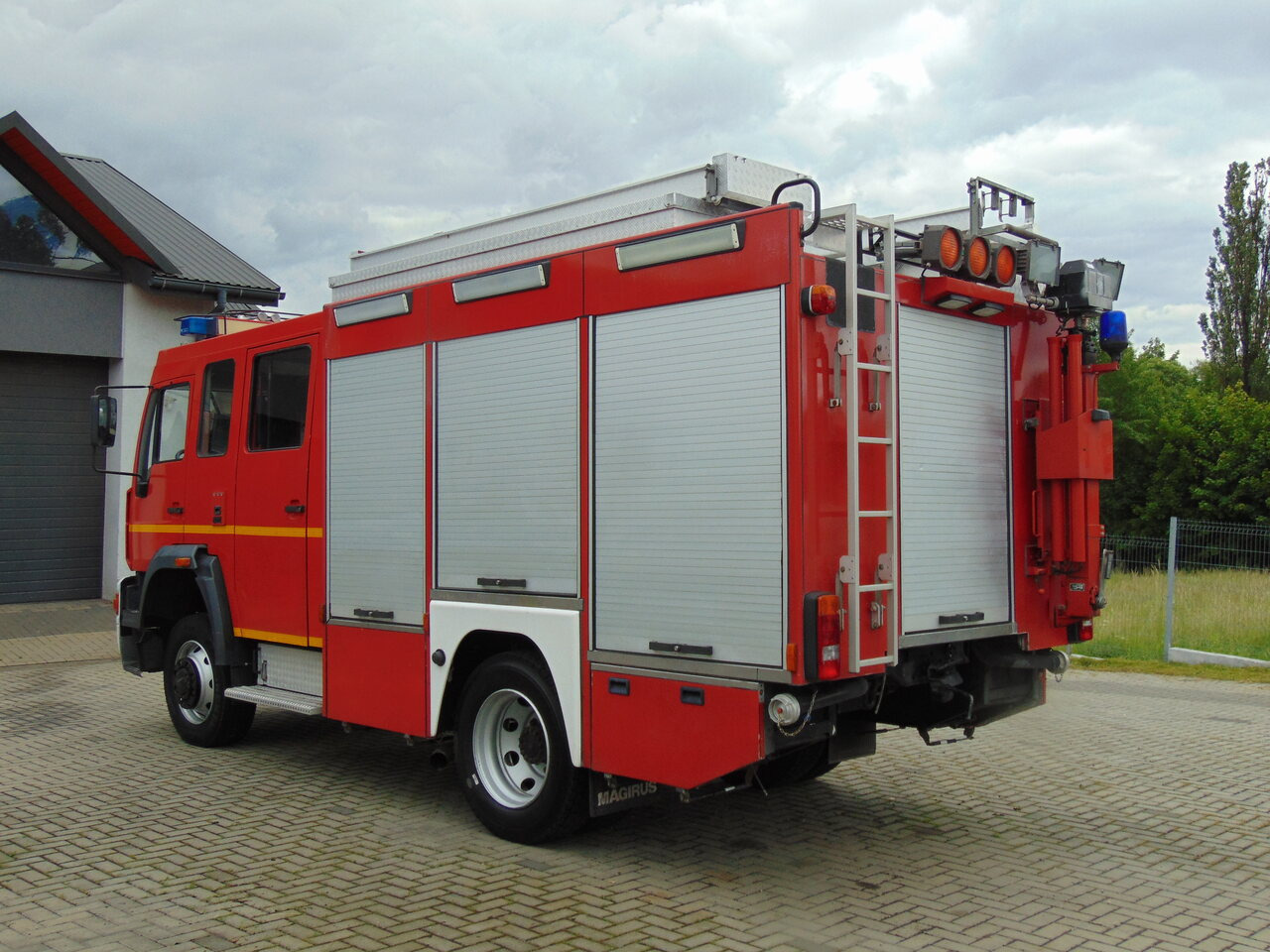 MAN LE14.260 4x4 MAGIRUS - Tuletõrjeauto: pilt 3 MAN LE14.260 4x4 MAGIRUS - Tuletõrjeauto: pilt 3